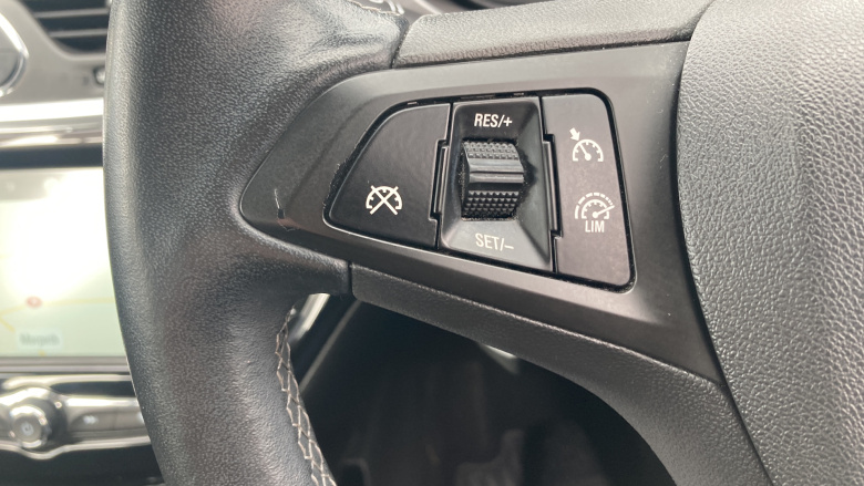 Vauxhall Corsa 1.4 SE Nav 5dr Auto Petrol Hatchback